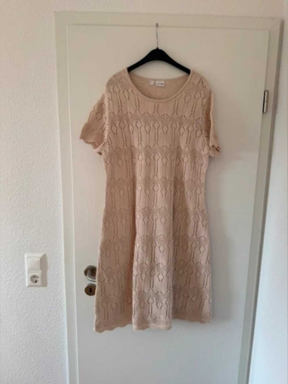 Crochet Knit Short Sleeve Dress - Blush Beige